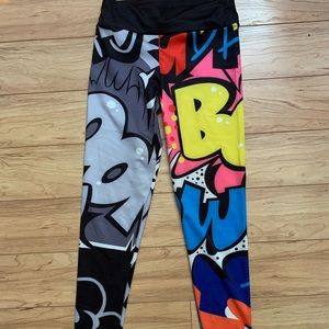 Comic book leggings